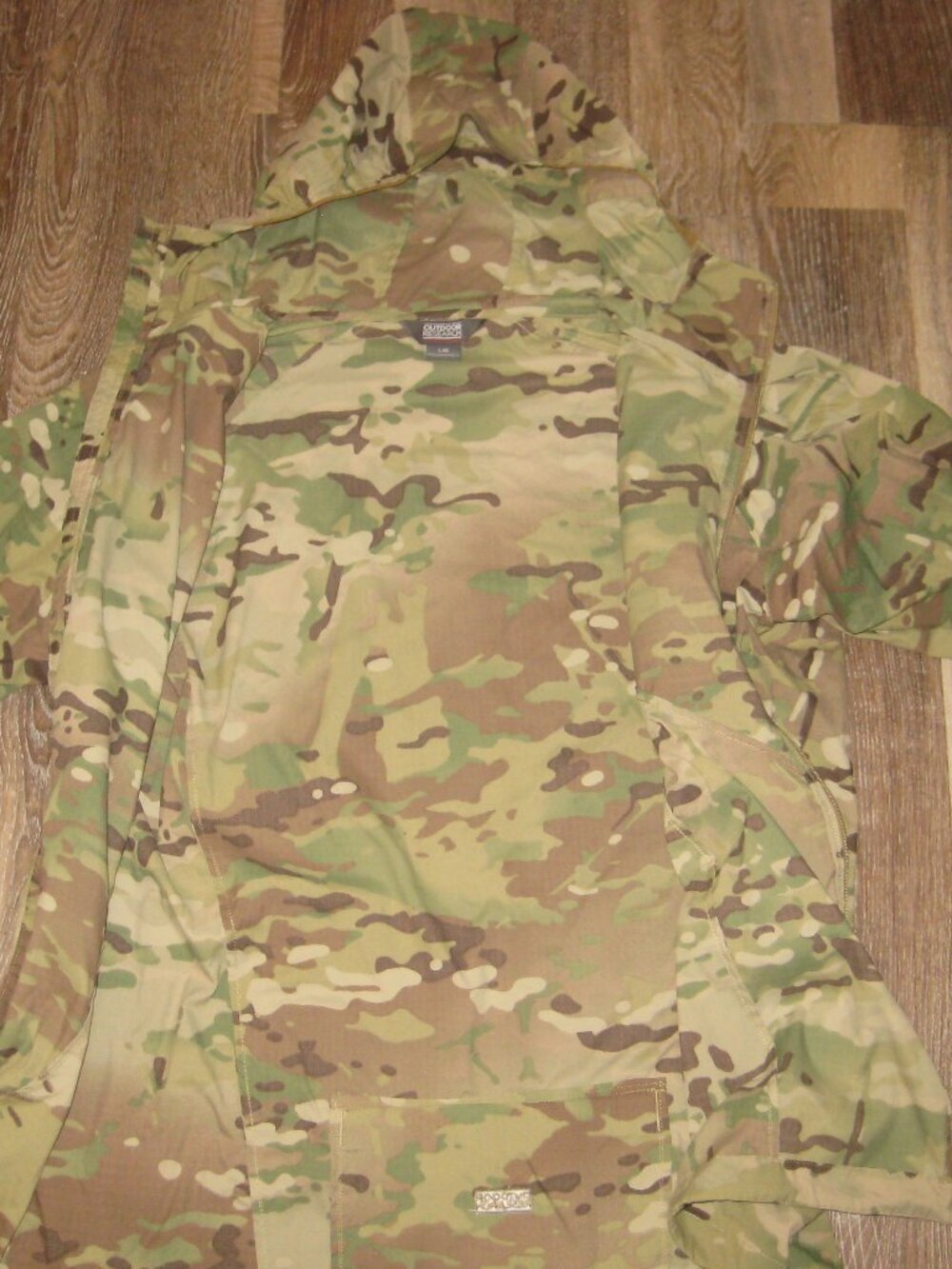 Outdoor Research Multicam Camo Hooded Softshell Jacket **Rare** - Picture 4 of 8